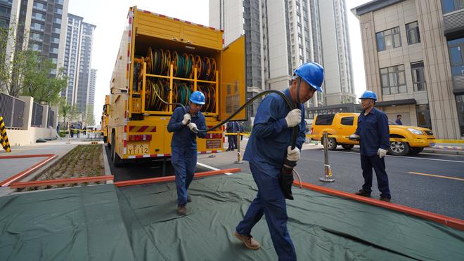 约基奇：昨天是我们塞尔维亚的节日 在猛龙主帅家里待了一天